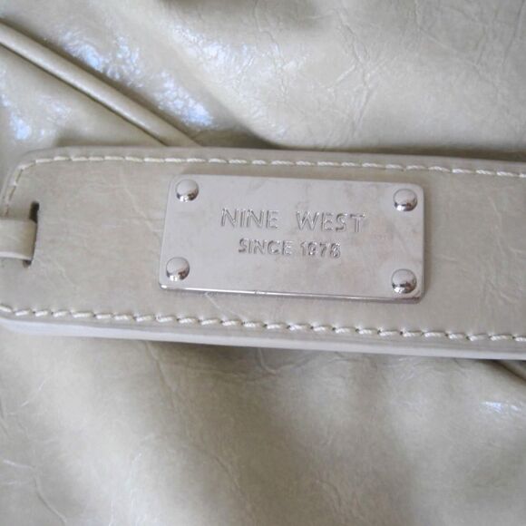 NINE WEST Handbag Purse Womens Ivory - Picture 4 of 6